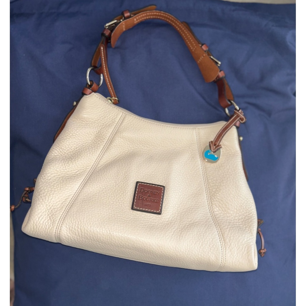 NEW Dooney & Bourke leather bag